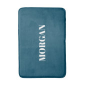 Vetgedrukte witte naam op Deep Blue Badmat (Voorkant Verticaal)