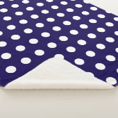 Vetgedrukte witte Polka Dots op Navy Blue Sherpa Deken (3/4)