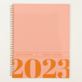 Vetminimalistisch dagblad planner (Voorkant)