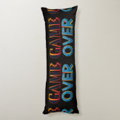 Vette “GAME OVER” tekst in het rood Lichaamskussen (Achterkant (Verticaal))