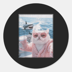 Vette Kat Op Een Jachtboot Met Haai Cool Grappige Ronde Sticker