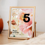 Vette kleurrijke Floral | Tabelnummer Kaart<br><div class="desc">Deze vette kleurrijke florale | Tafelnummer gaat geweldig mee met je moderne botanische trouwreceptie. De grote waterverf knippert roze, verbrande oranje, stoffige rozen bloemen, en plakjes perzik die in de groene ruimte zijn geknoeid, geven dit ontwerp een levendig, elegant boho tuin. Het unieke ontwerp heeft een romantische bohemische kwaliteit, terwijl...</div>