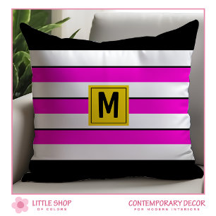 Vette roze strepenmonogram kussen