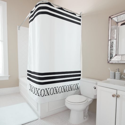 Vette streep geaccentueerd douchegordijn (In situ)