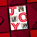 Vette vreugde eenvoudige moderne rode drie foto Ke Feestdagenkaart<br><div class="desc">Verspreid JOY met deze gedurfde moderne vakantiefotokaart. Dit unieke feestelijke ontwerp beschikt over drie foto's rond leuke rode letters spelling JOY. Deze coole kerstkaart is geweldig voor familiefoto's, koppels, baby's, huisdieren en meer. De achterkant is een bijpassend rood met een vlekje en bevat ook ruimte voor een aangepast bericht, familie...</div>