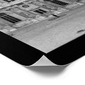 Via het raam Le Louvre Paris B en W Poster2 Poster (Hoek)