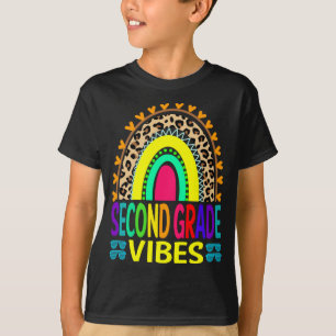 Vibes Rainbow Leopard van de tweede klas terug naa T-shirt