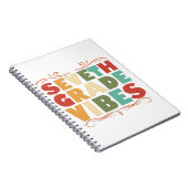 Vibes van de zevende klas terug naar schoolcadeau notitieboek (Rechterzijde)