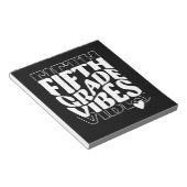 Vibes van vijfde klas terug naar school notitieblok (Schuin)