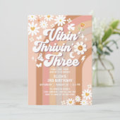 Vibin' Thrivin' en drie aardse retroverjaardagen Kaart (Staand voorkant)