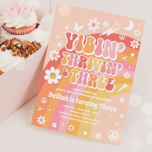 Vibin' Thrivin' en Drie Groovy 3de verjaardag Kaart