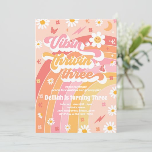 Vibin' Thrivin' en Drie Groovy 3de verjaardag Kaart (Staand voorkant)