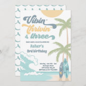 Vibin' Thrivin' en Three Retro Surf Beach Birthday Kaart (Voorkant / Achterkant)