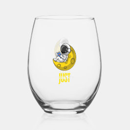 Vibing in de ruimte. wijnglas zonder voet