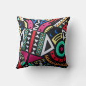 Vibrant Afro-Centric Geometric Pattern – Bold Trib Kussen (Achterkant)