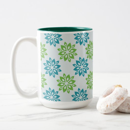 Vibrant Blue & Green Abstract Floral Tweekleurige Koffiemok (Met donut)