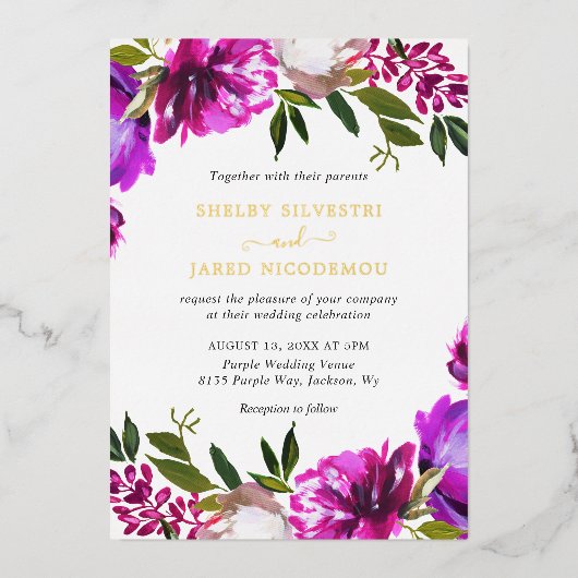 Vibrant Bold Bright Paarse Floral Weddenschap Gold Folie Uitnodiging (Voorkant)