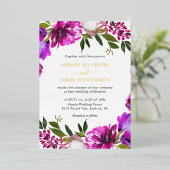 Vibrant Bold Bright Paarse Floral Weddenschap Gold Folie Uitnodiging (Staand Voorkant)