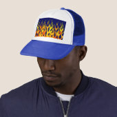 Vibrant Classic Racing Flames op Navy Blue Trucker Pet (In situ)