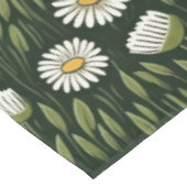 Vibrant Daisy Pattern with Lush Green Accents Tafelkleed (Gekanteld)