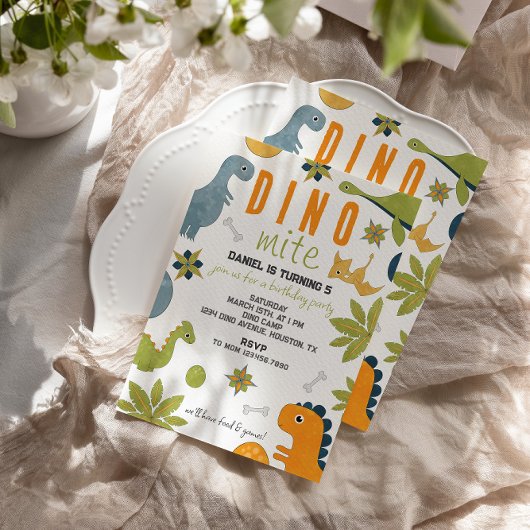 Vibrant Dino-Mite verjaardagsuitnodiging Kaart