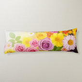 Vibrant Floral Gradient Art – Pink Yellow Purple Lichaamskussen (Achterkant)