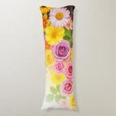 Vibrant Floral Gradient Art – Pink Yellow Purple Lichaamskussen (Voorkant Verticaal)