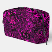 Vibrant Fuchsia Monogram Toiletry Bag  Toilettasje (Rechterhoek)