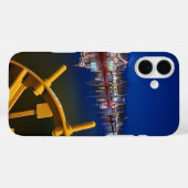 Vibrant Harbour Night Boat Scene iPhone Case (Achterkant (horizontaal))