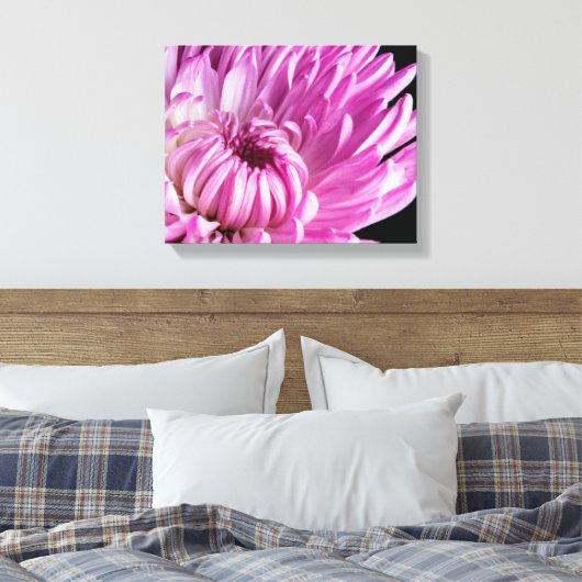 Vibrant in Pink Dahlia Canvas Afdruk (Insitu (Slaapkamer))