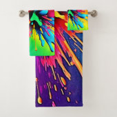 Vibrant Paint Burst Design Bad Handdoek (Insitu)