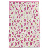 Vibrant Pink Alphabet and Gold Glitter Pattern Medium Cadeauzakje (Achterkant)