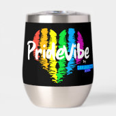 Vibrant PrideVibe: Sip in Rainbow Heart-stijl (Voorkant)