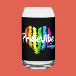Vibrant PrideVibe: Toast met Regenboog Hart Blikvorm Glas