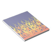 Vibrant Racing Flames op Navy Blue Notitieblok (Schuin)