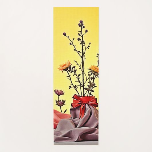 Vibrant Red Yellow Arrangement Design Yogamat (Voorkant)