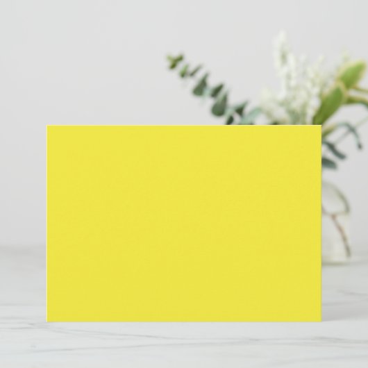 Vibrant Solid Yellow Background  Bedankkaart (Staand voorkant)