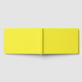 Vibrant Solid Yellow Background  Gastenboek (Volledig)