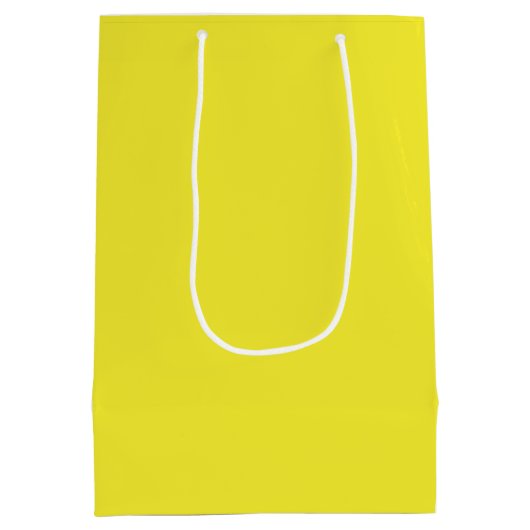 Vibrant Solid Yellow Background Medium Cadeauzakje (Achterkant)