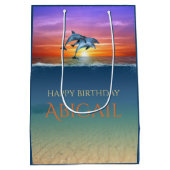 Vibrant Sunset Dolphins Jumping Ocean Birthday Medium Cadeauzakje (Achterkant)