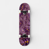 Vibrant Trippy Paars Yellow Groovy Fractal Art Persoonlijk Skateboard (Voorkant)