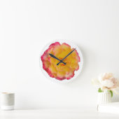 Vibrant Yellow and Pink Rose Wall Clock Ronde Klok (Huis)