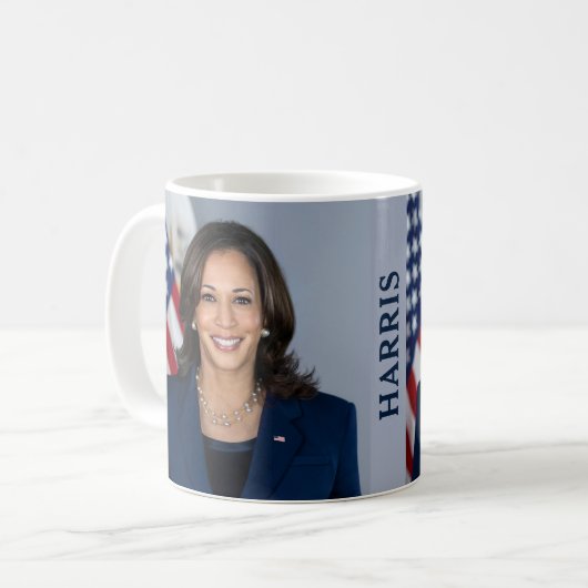 Vice-President Kamala Harris Koffiemok (Voorkant links)