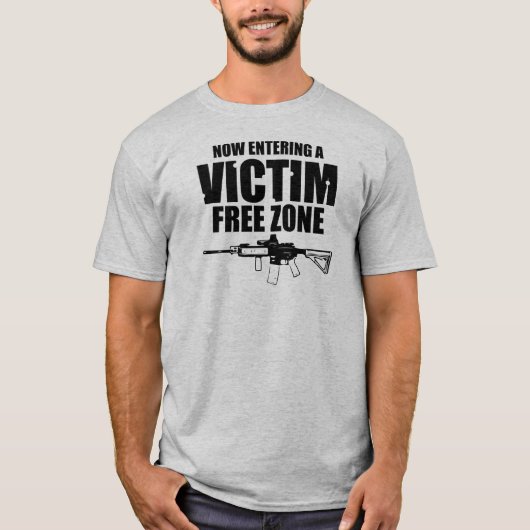 Victim Free Zone AR15 T-shirt (Voorkant)