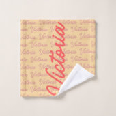 Victoria Naam Herhalend Patroon Bad Handdoek (Wasdoekje)