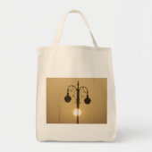 Victoriaans Bedel:  Straatlantaarnpalen Tote Bag (Voorkant)