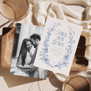 Victoriaans Blauw Bloemen Stoffig Blauw Foto Save The Date