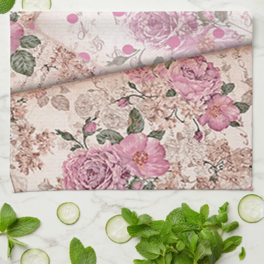 Victoriaans bloempapieren. theedoek (Gevouwen)