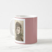 Victoriaans damestnet hoge kraag koffiemok (Voorkant links)