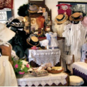 VICTORIAANS ENGLAND BUTTON FLESOPENER